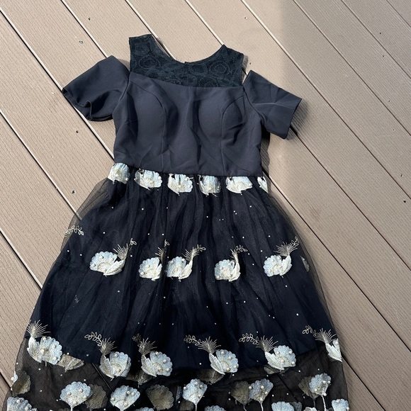 Metiso small Elegant Black Floral Dress - Picture 4 of 8